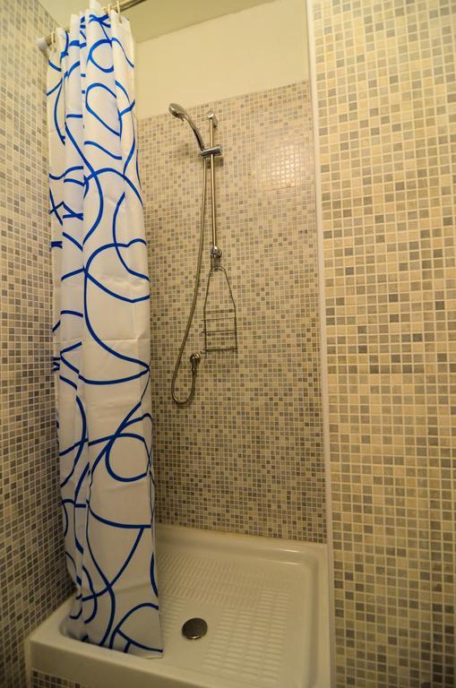 Shine Apartment Неаполь Номер фото