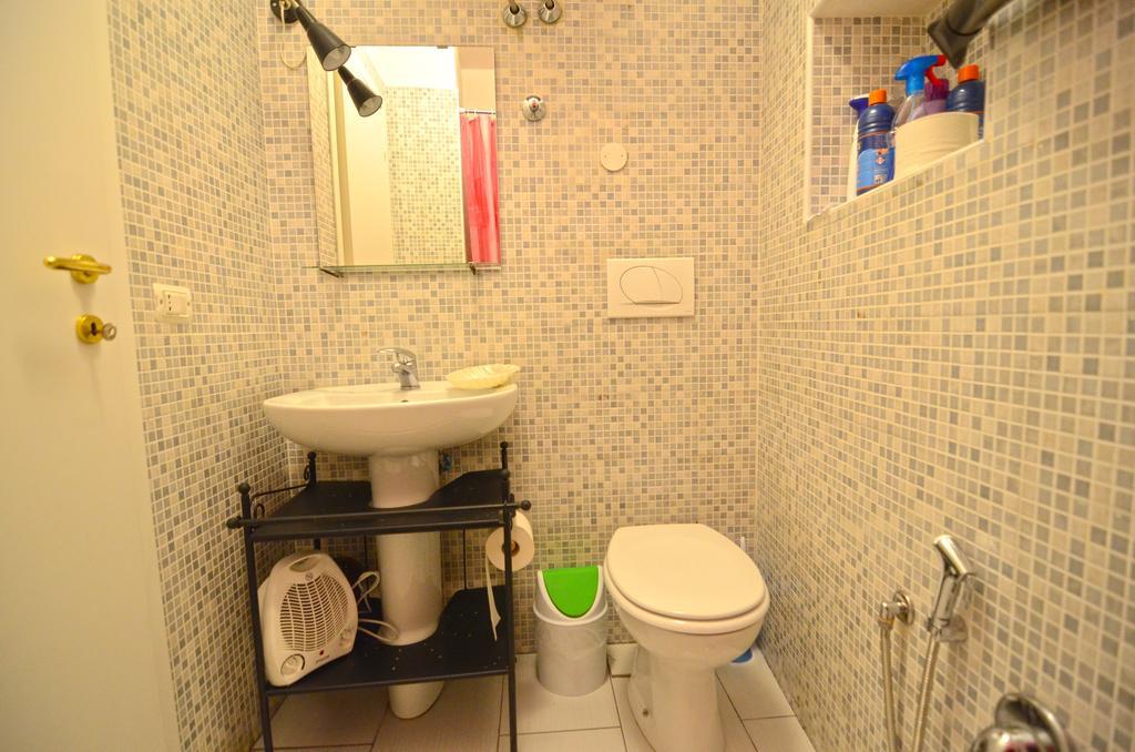 Shine Apartment Неаполь Екстер'єр фото